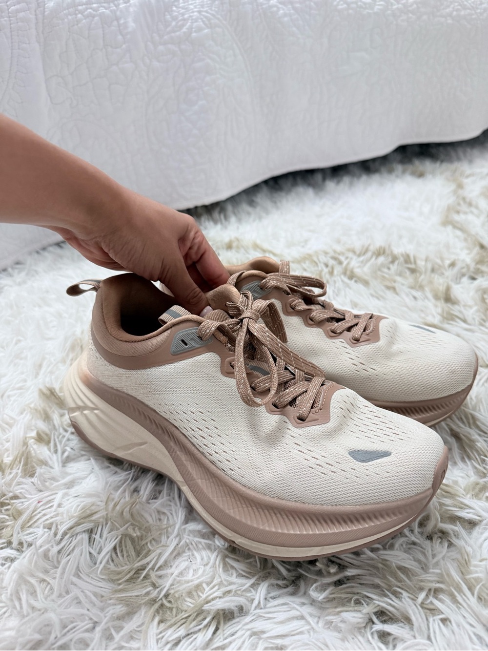 Dream Pairs Cream and Tan Women's Athletic Sneakers